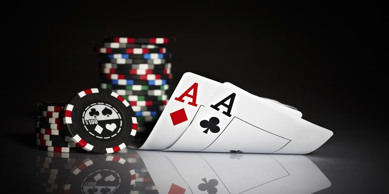 Bật mí 3 mẹo chơi poker luôn thắng